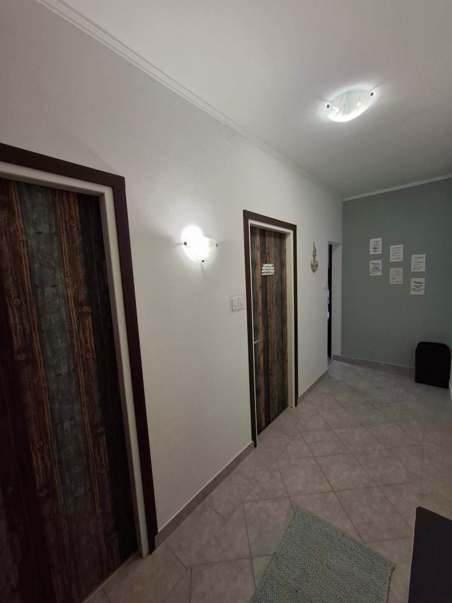 Apartment Envi *