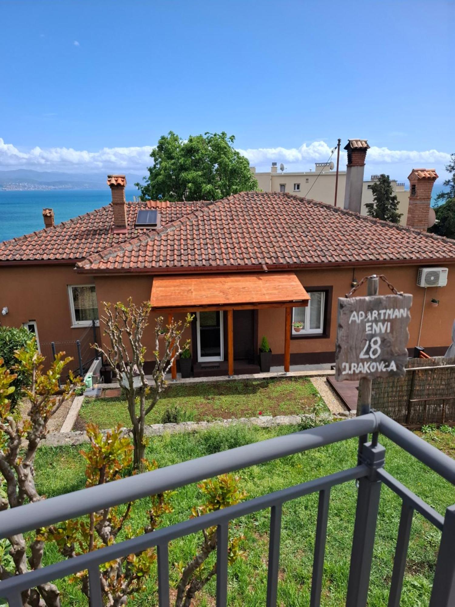 Envi Apartment